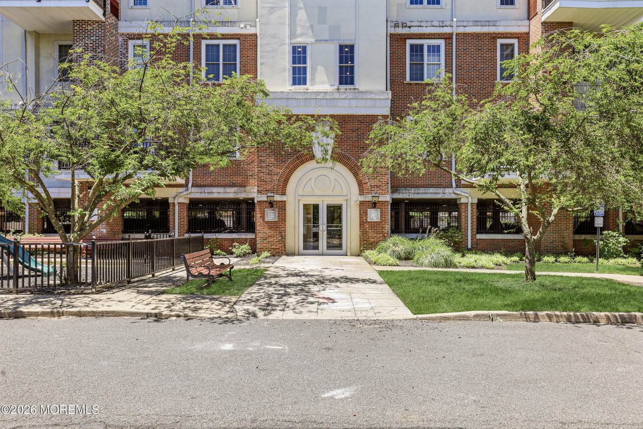 956 Madison Avenue - Photo 1