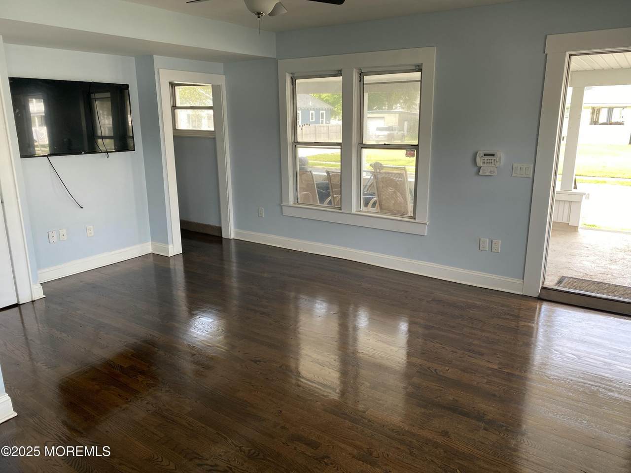 201 16th Avenue - Photo 1
