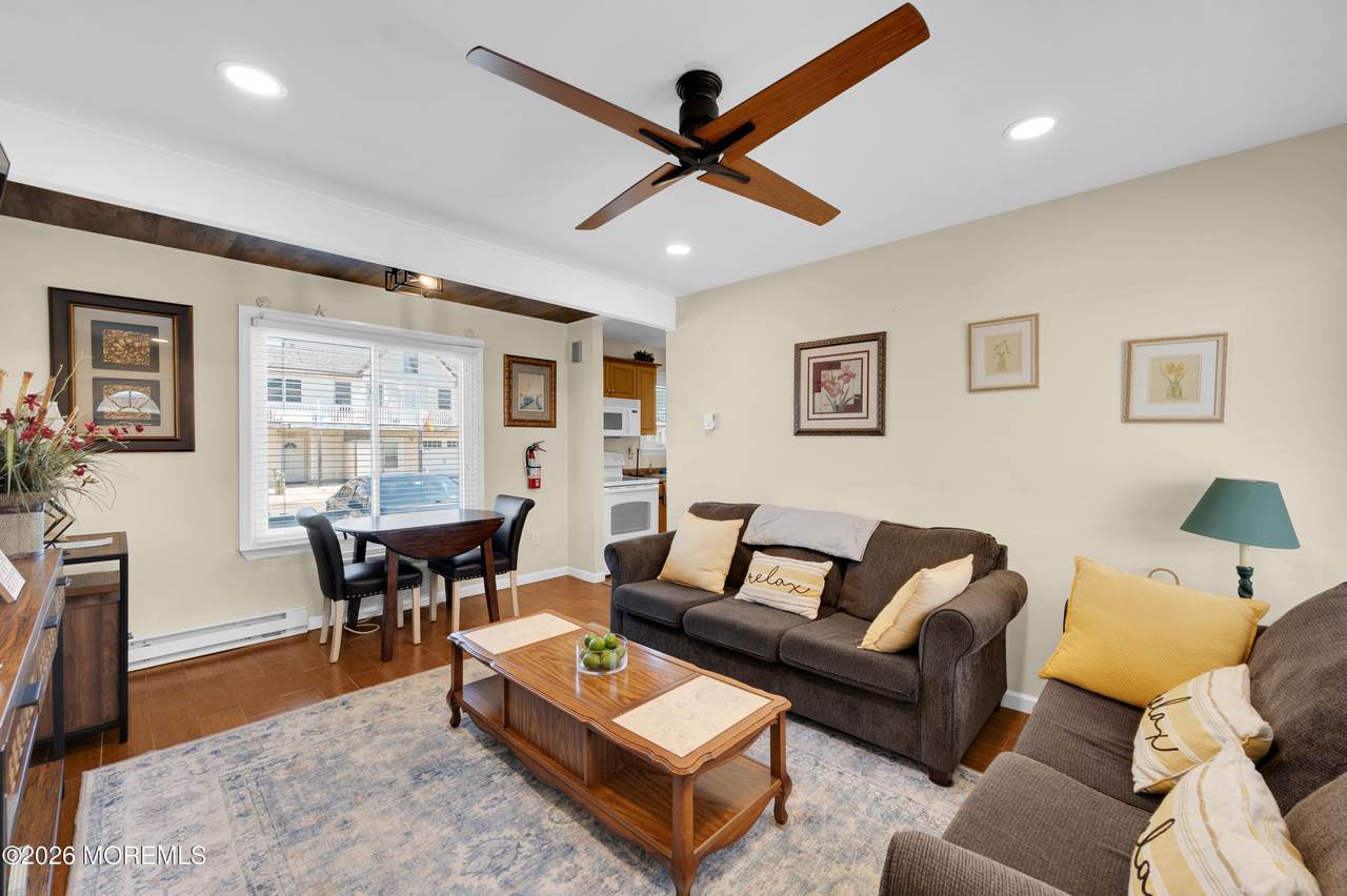 14 Bay Boulevard - Photo 1