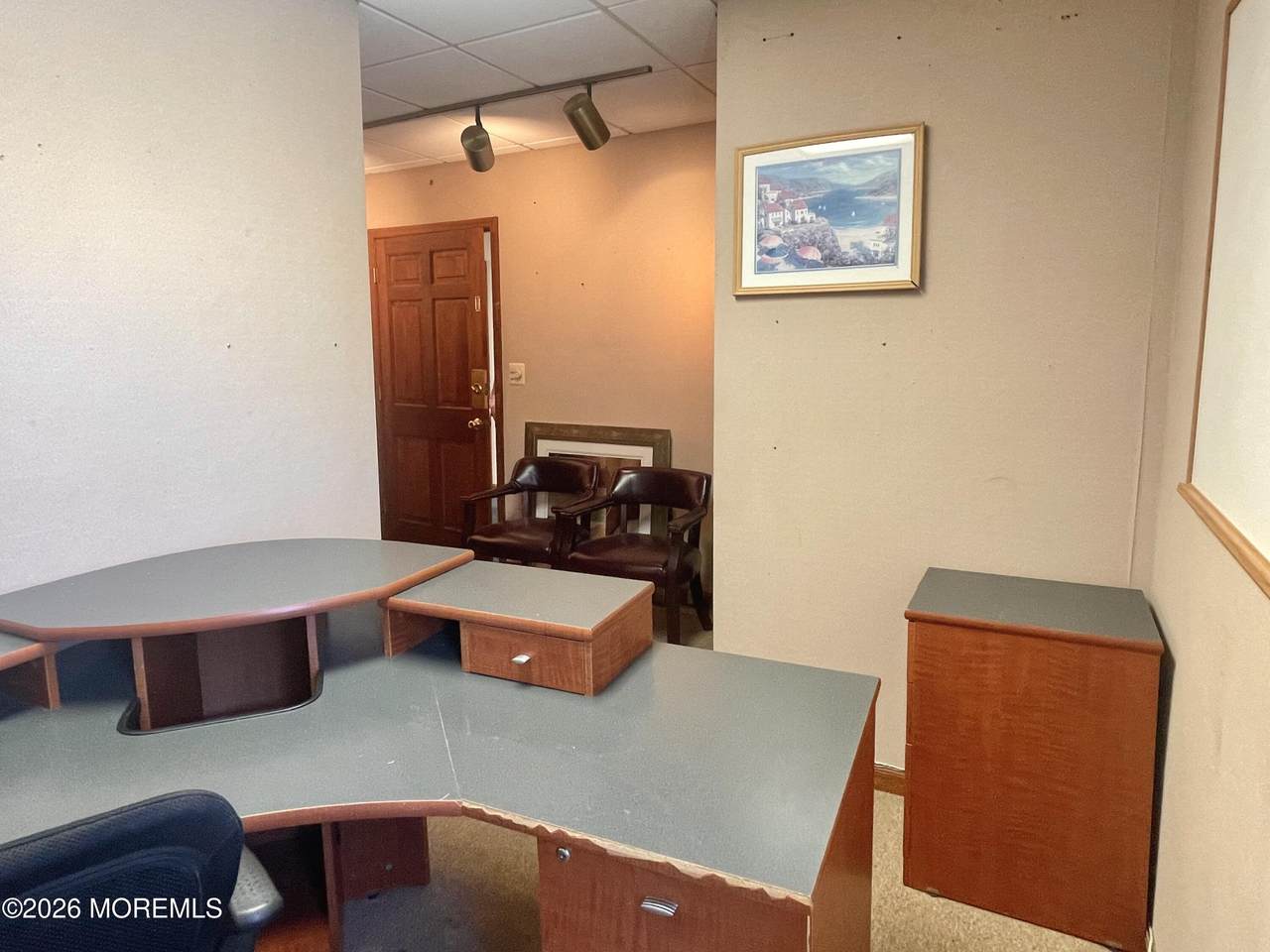 https://bt-photos.global.ssl.fastly.net/monmouth/1280_boomver_1_22618253-2.jpg