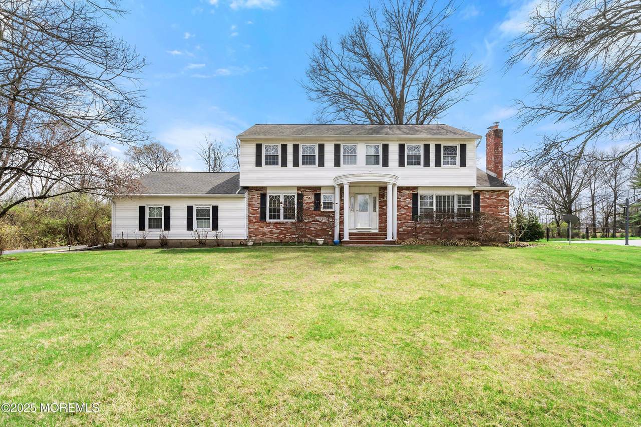 10 Monroe Court - Photo 1
