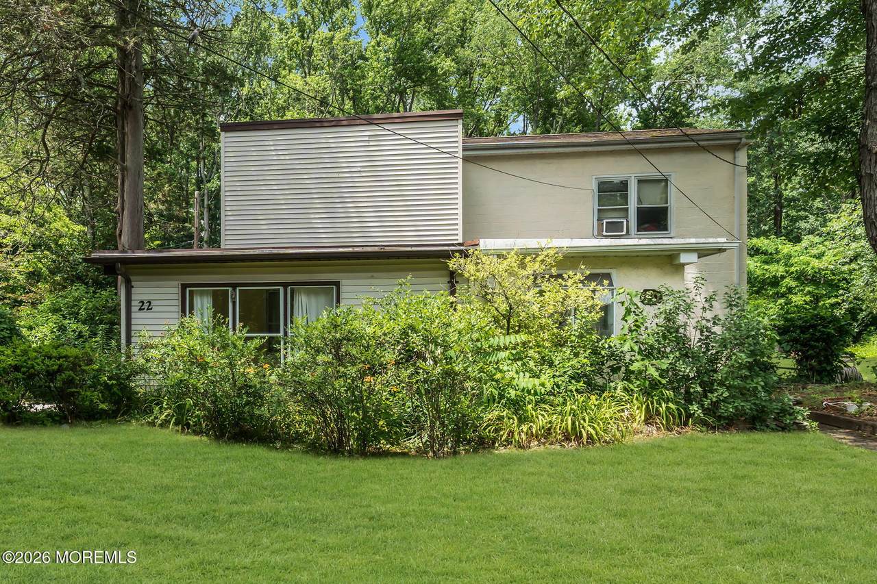 22 Pine Drive - Photo 1