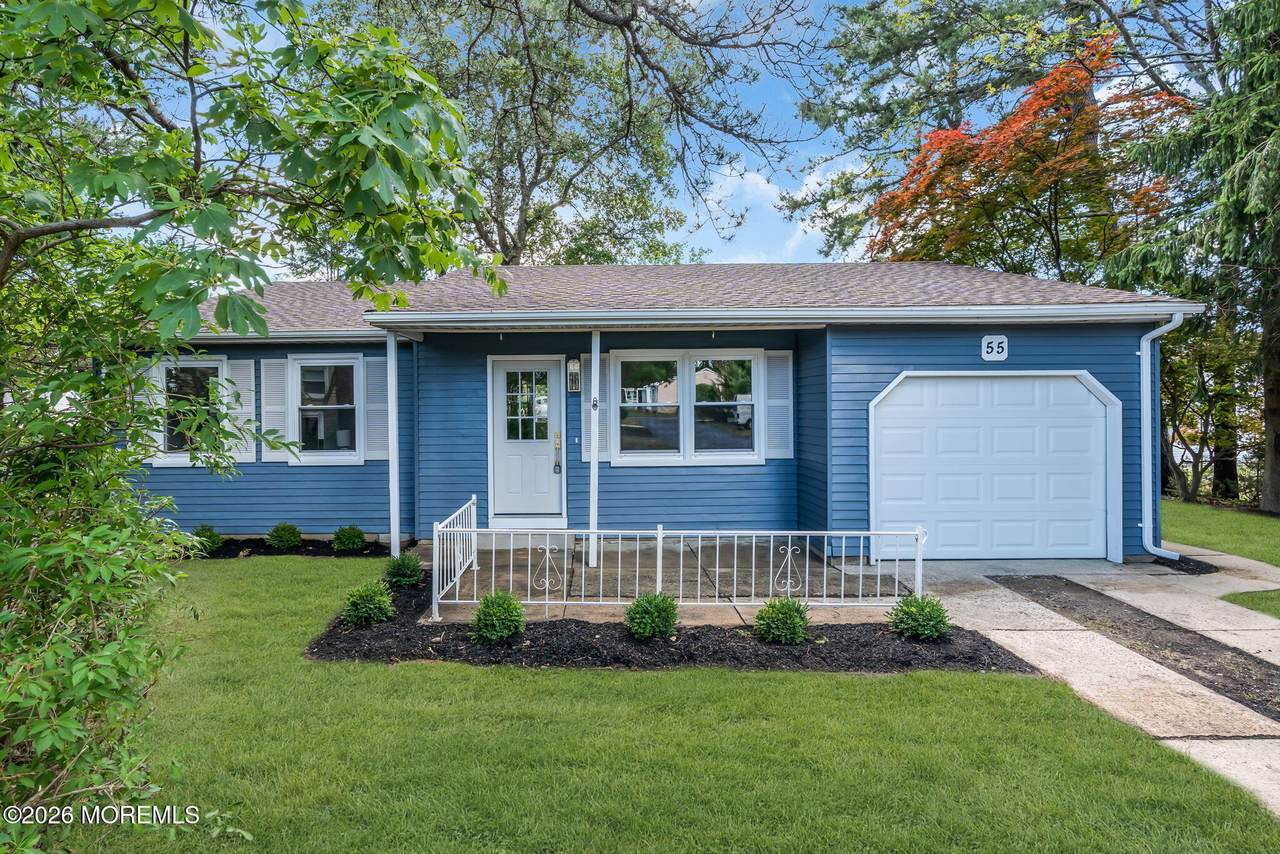 55 Chelsea Drive - Photo 1