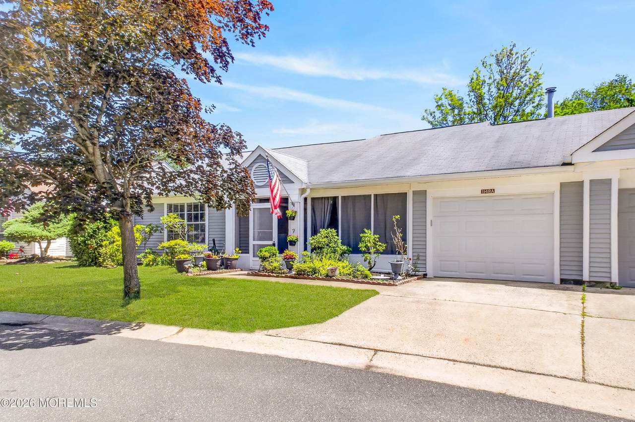 1148A Thornbury Lane - Photo 1
