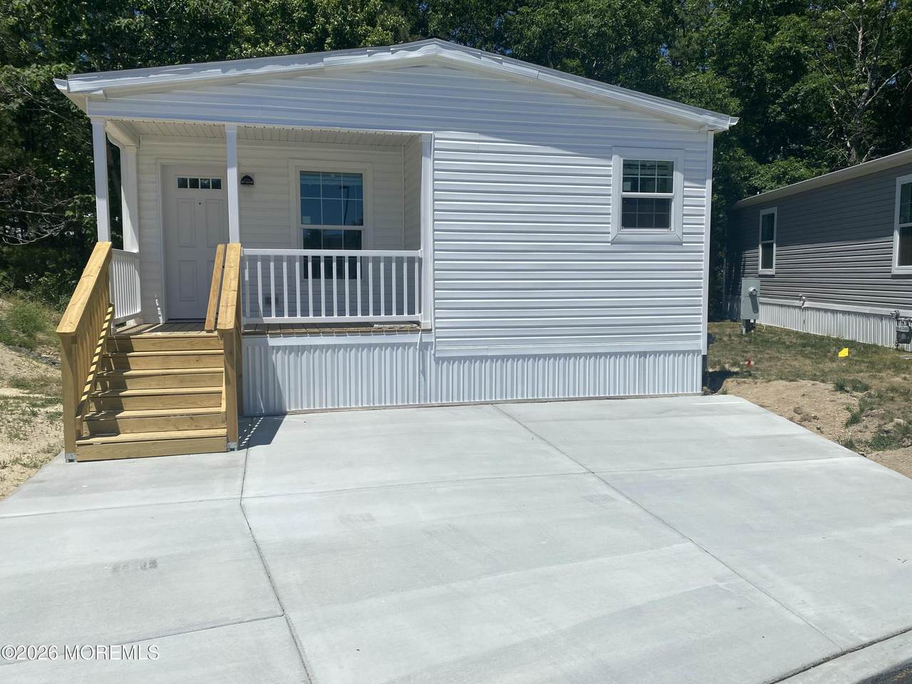 17 Maple Tree Court - Photo 1