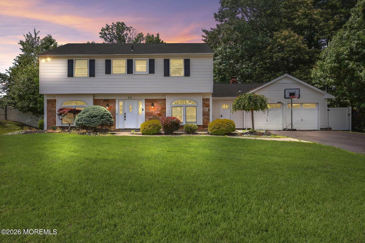 64 Livingston Lane - Photo 1