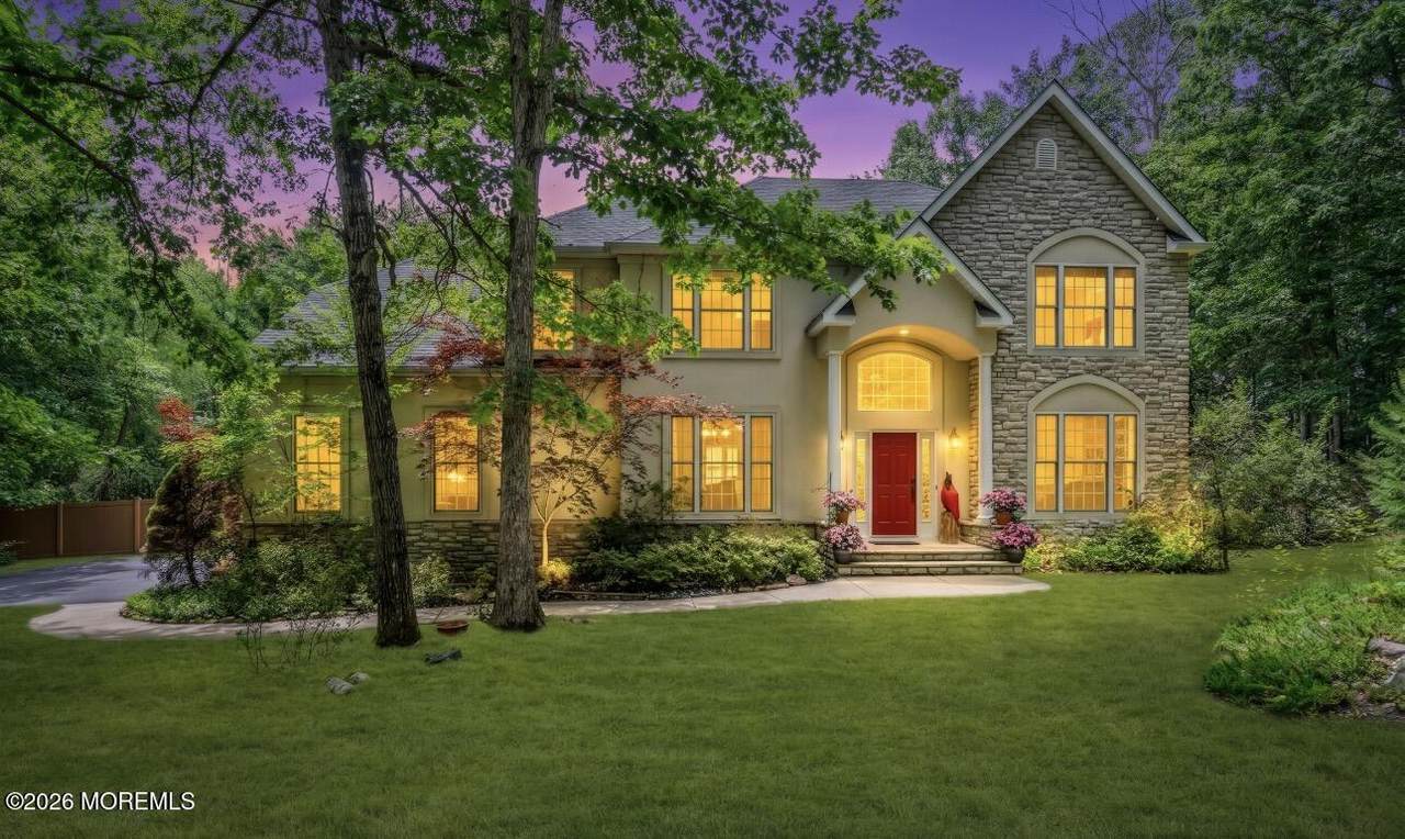 https://bt-photos.global.ssl.fastly.net/monmouth/1280_boomver_1_22618706-2.jpg