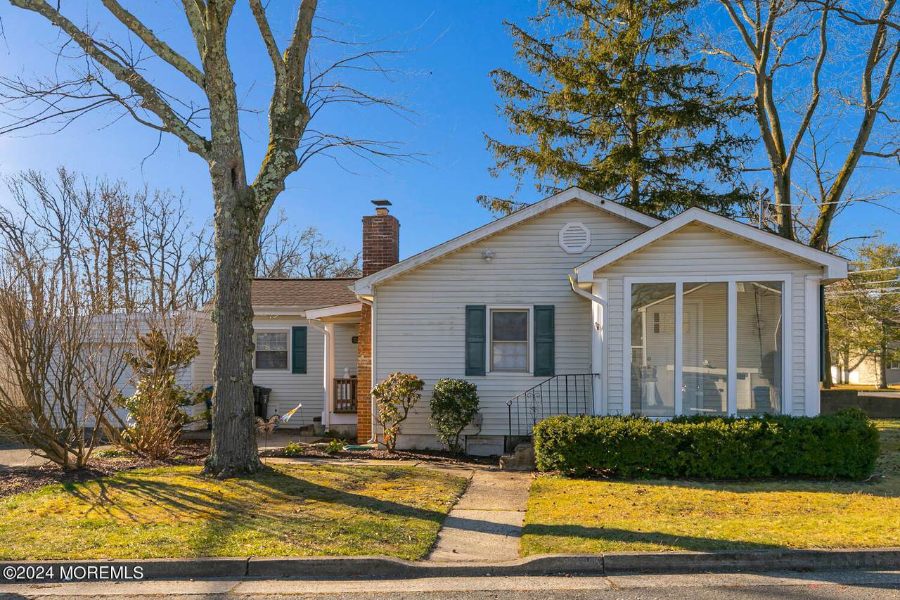 717 Harmony Road - Photo 1