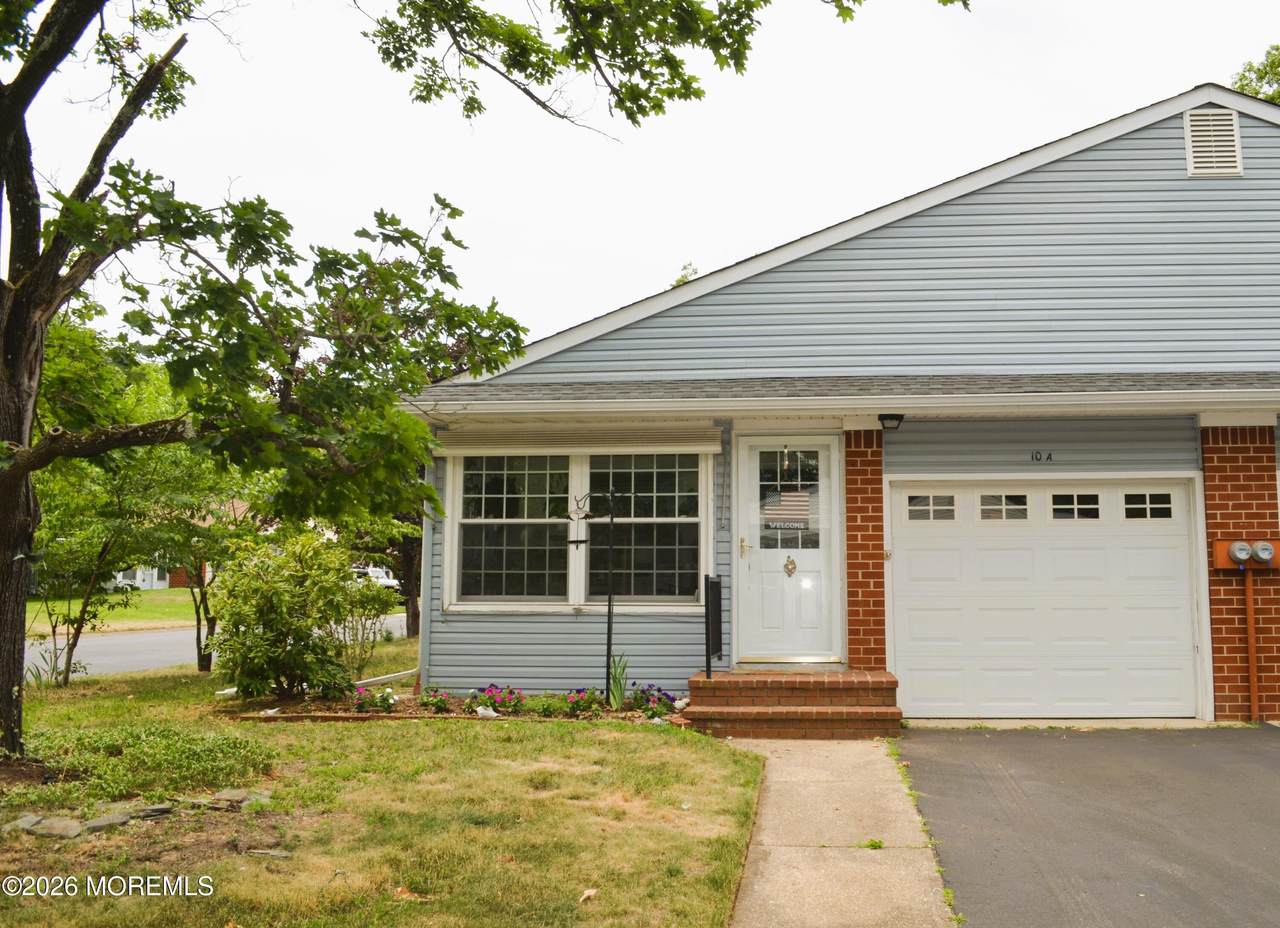 10 A Crocus Lane - Photo 1