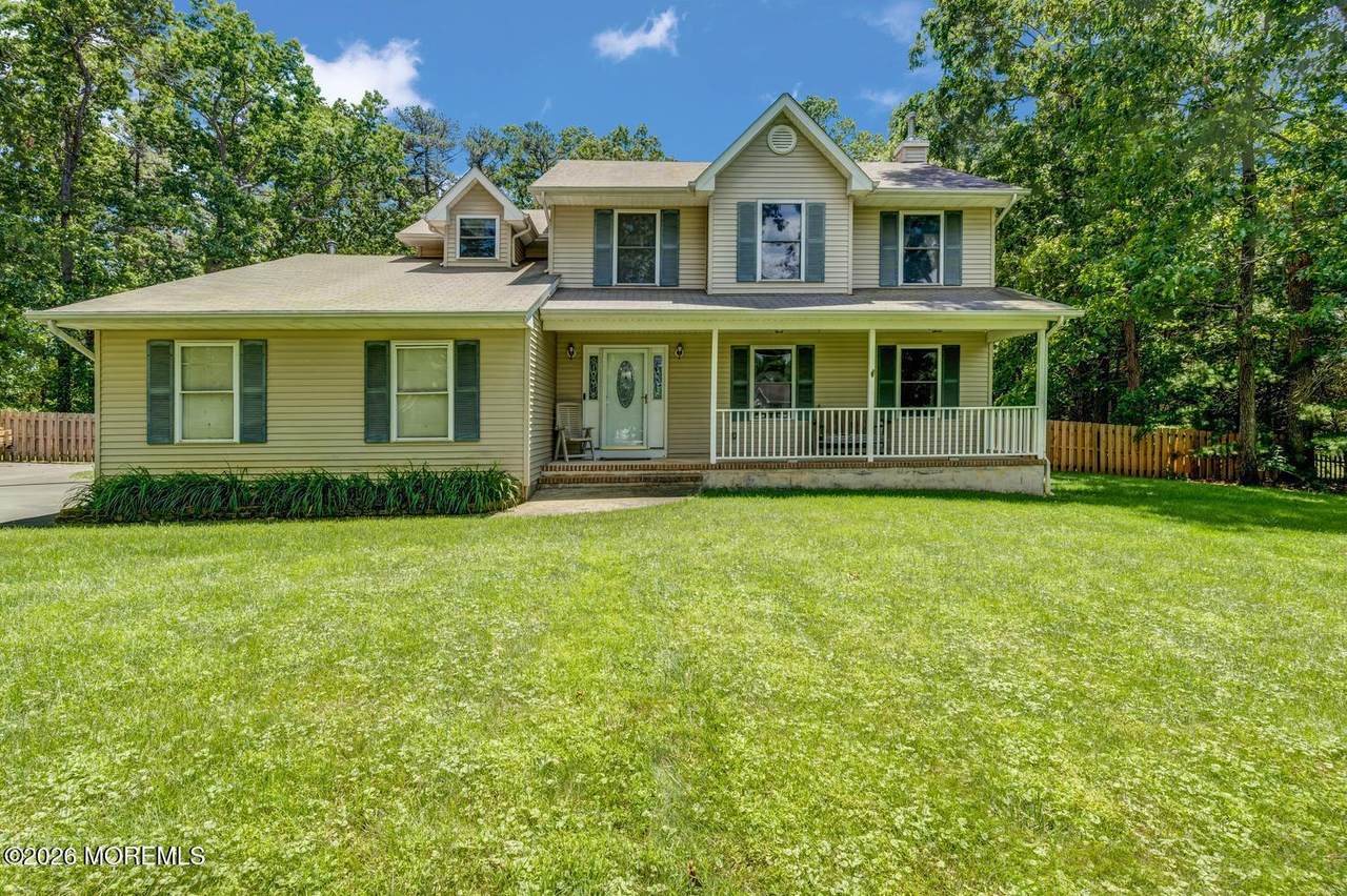 19 Peach Tree Street - Photo 1