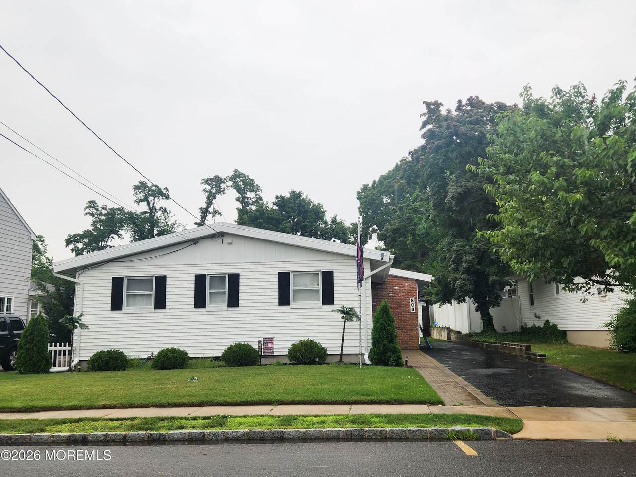 803 Trenton Avenue - Photo 1