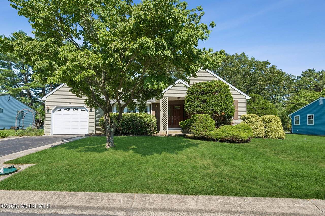15 Amherst Road - Photo 1