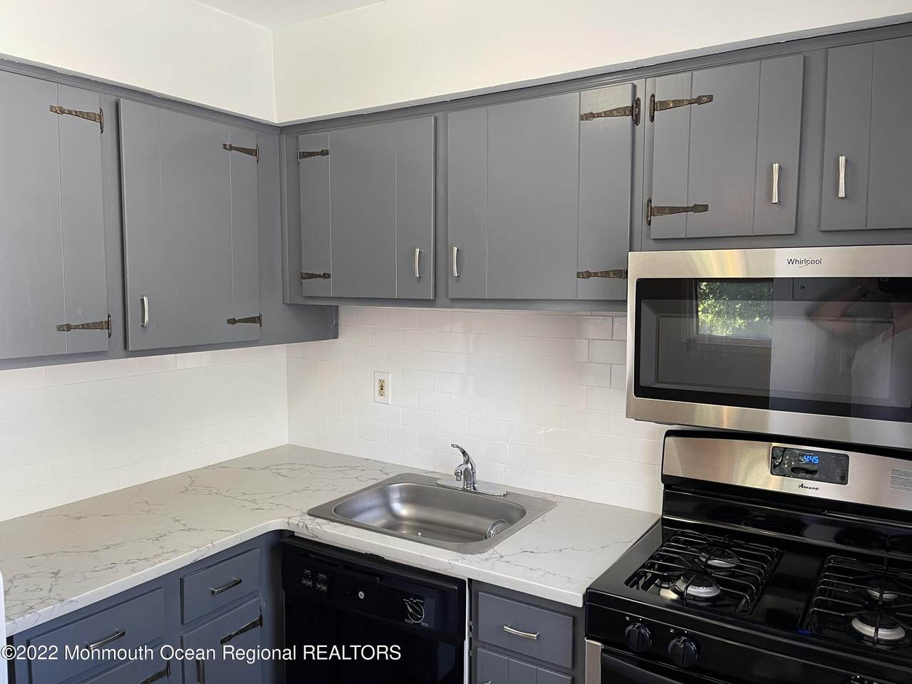 440 Cross Road - Photo 1