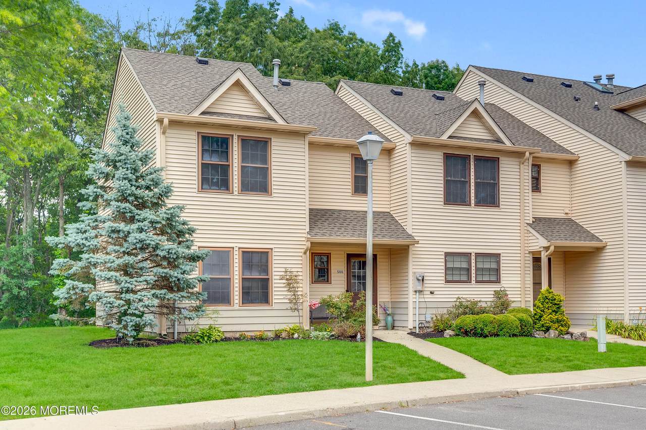 500 Begonia Court - Photo 1