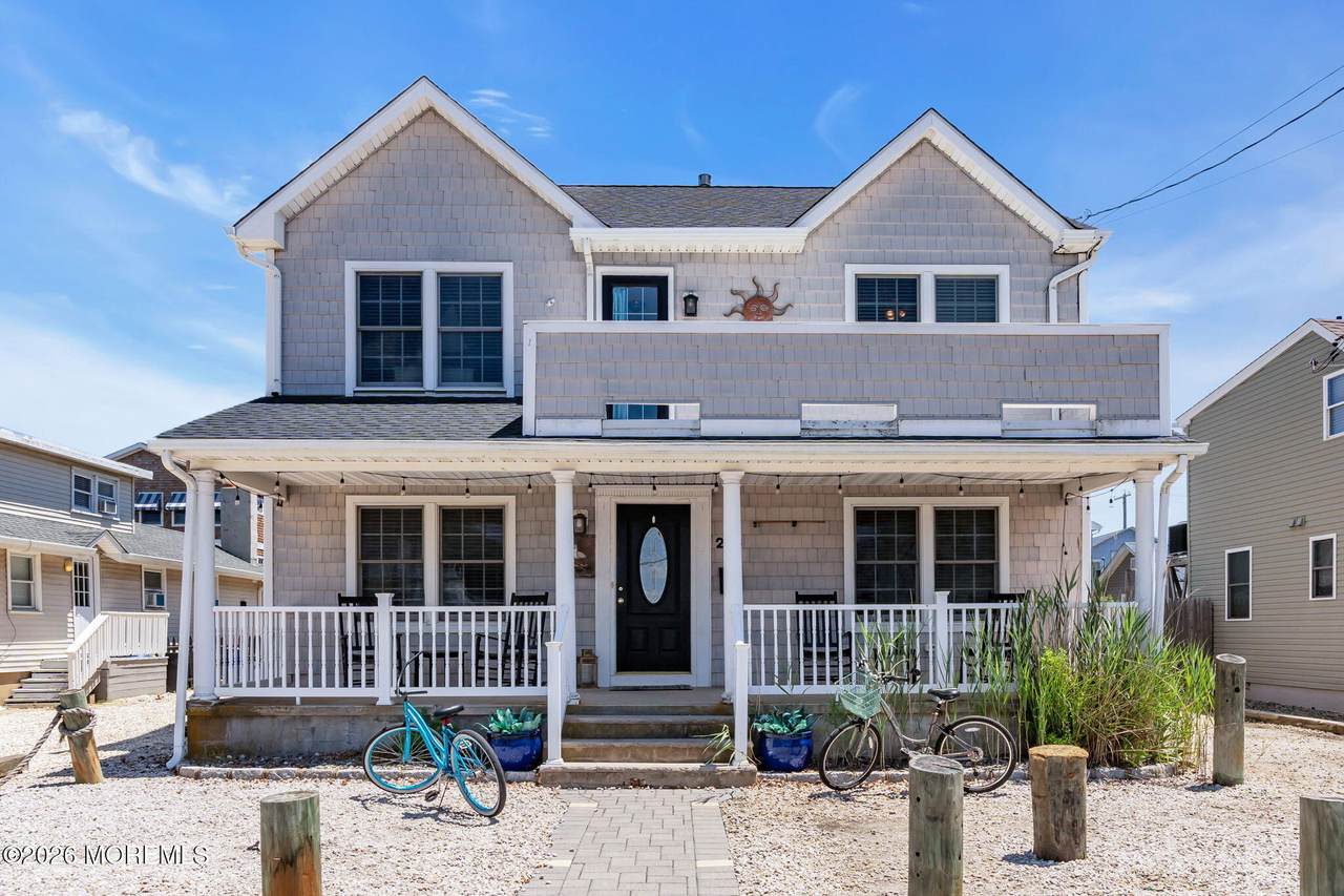 216 4th Avenue - Photo 1