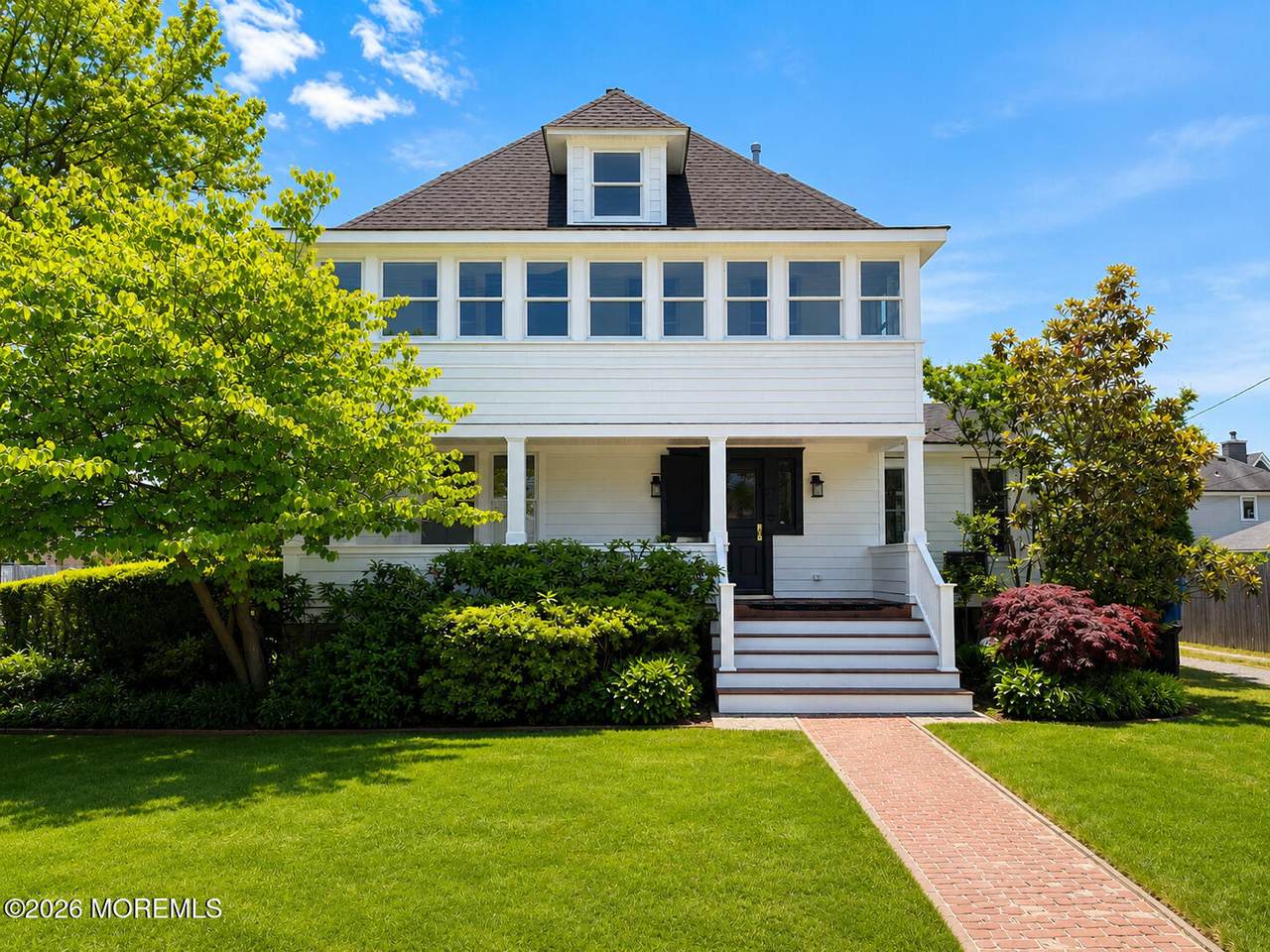23 Lincoln Avenue - Photo 1