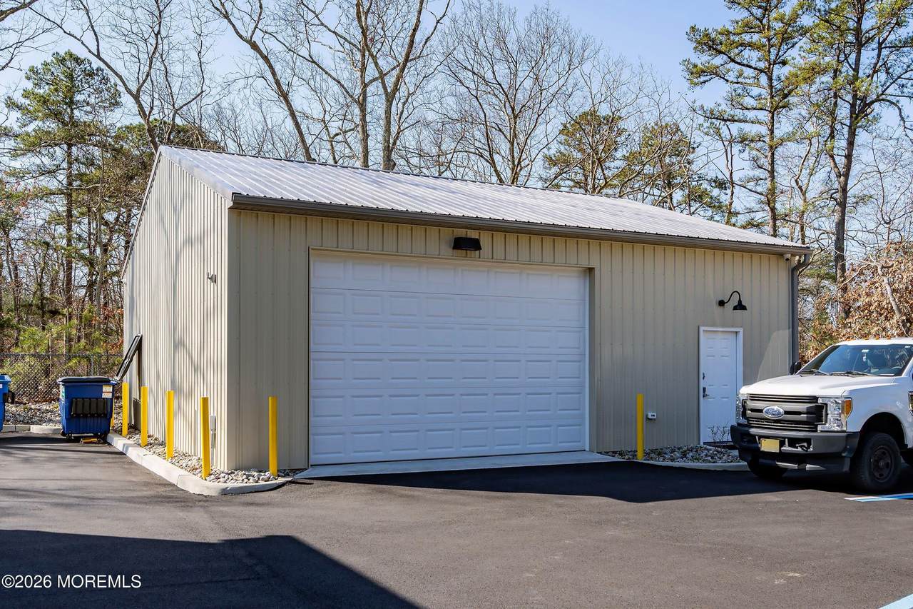 121 Wells Mills Road - Photo 1
