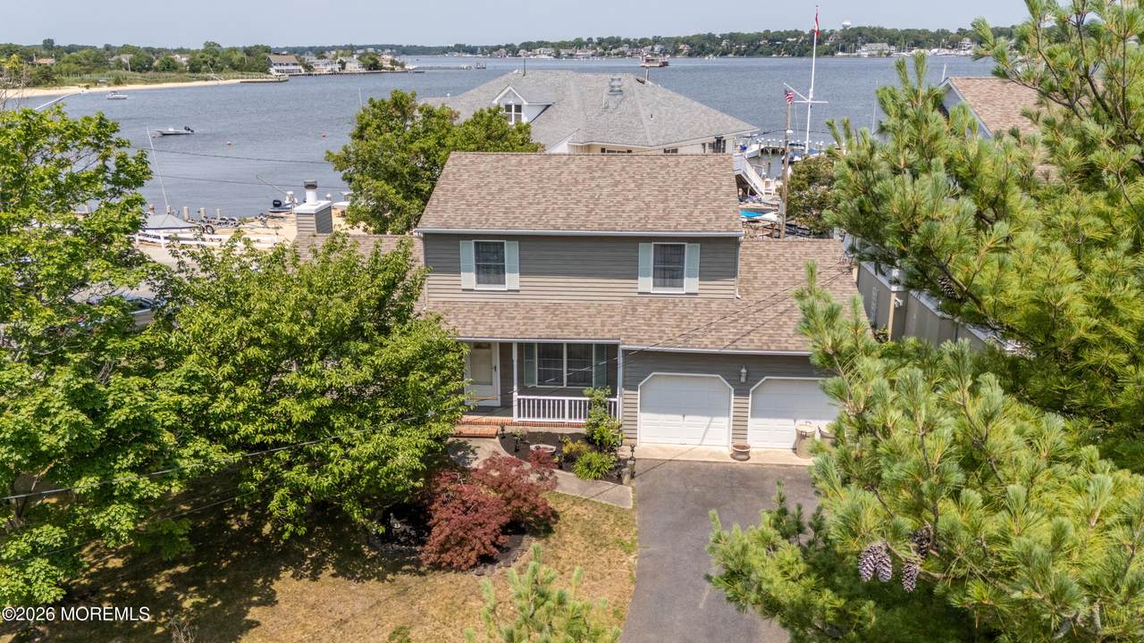 1 Avalon Avenue - Photo 1