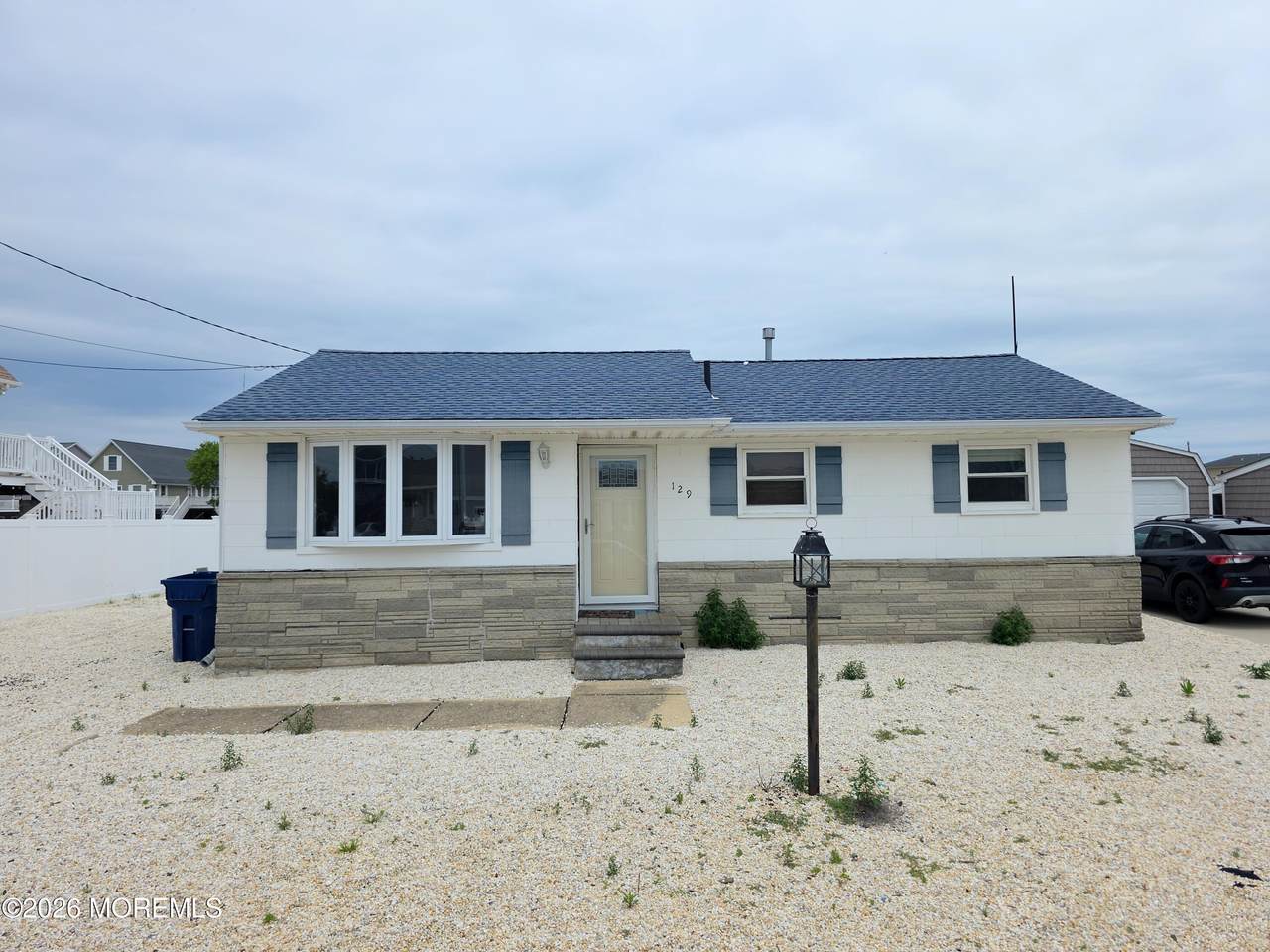 129 Raritan Drive - Photo 1