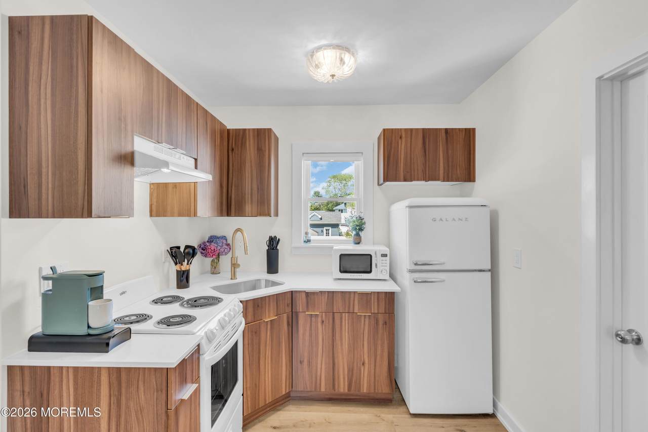 1101 A Street - Photo 1