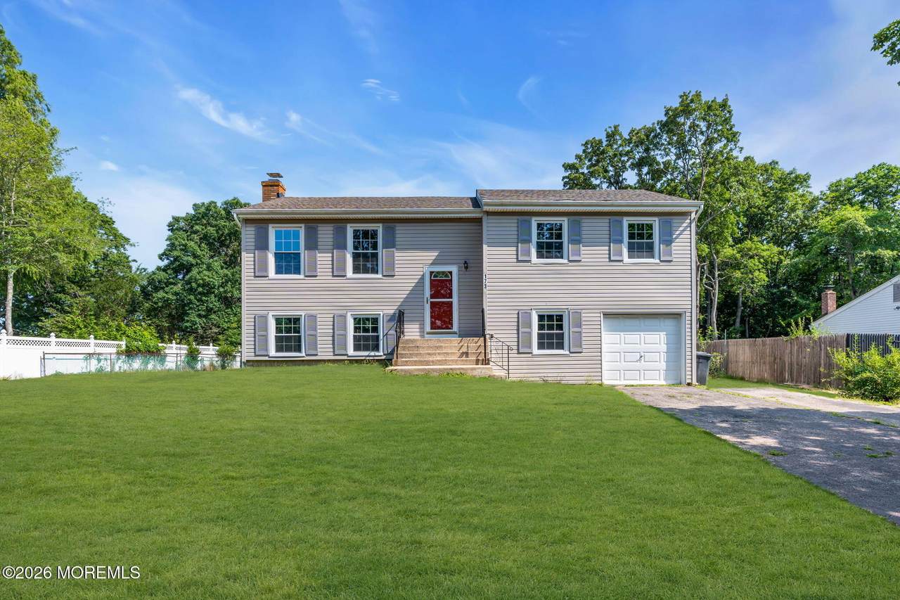 173 Stowe Street - Photo 1