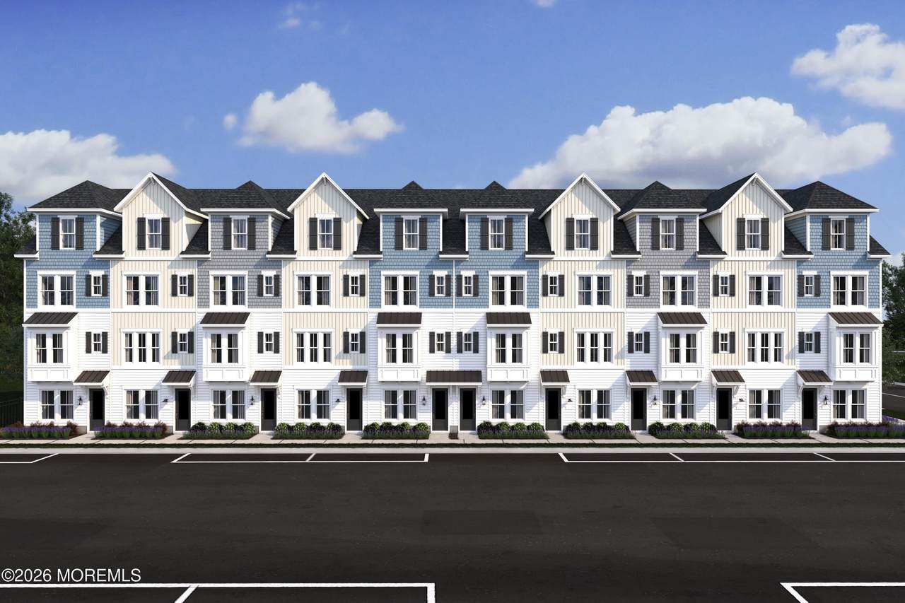 100 Boulevard Boulevard - Photo 1