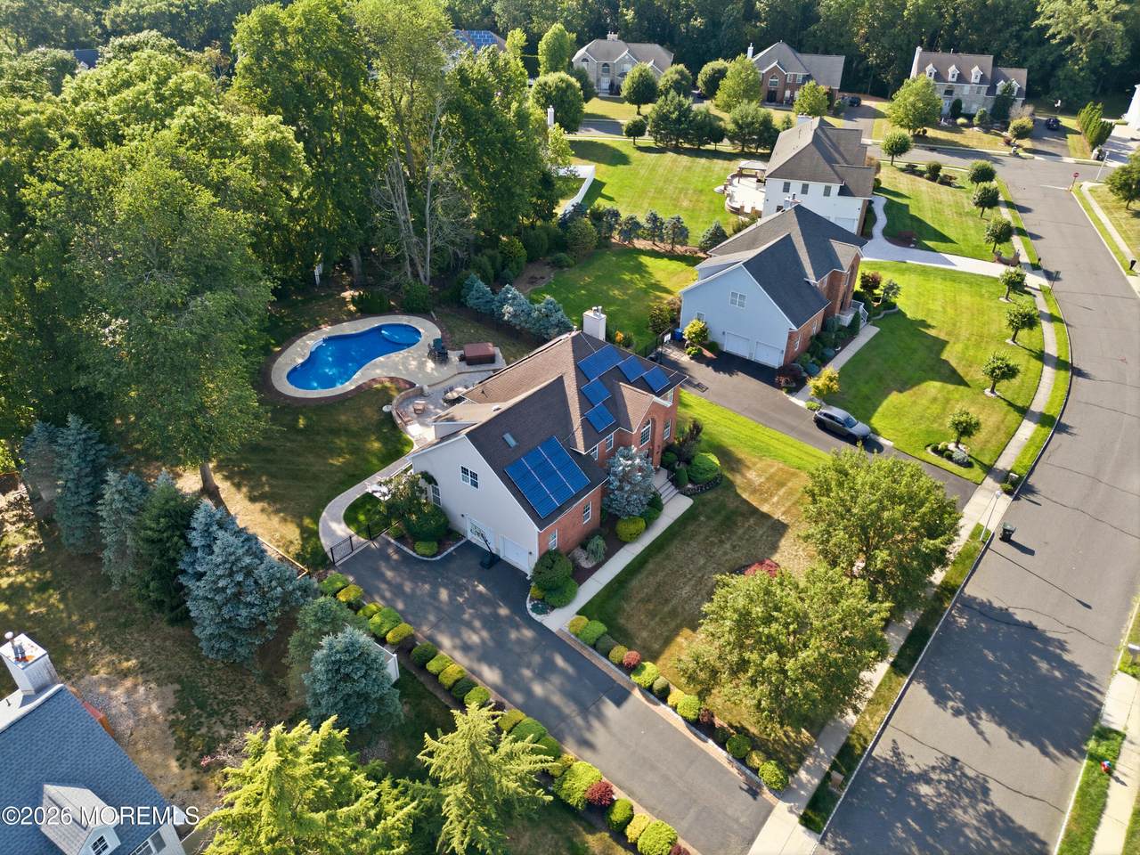 https://bt-photos.global.ssl.fastly.net/monmouth/1280_boomver_1_22620258-2.jpg