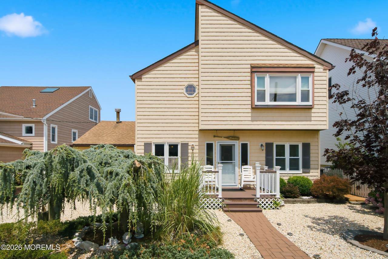 6 Ward Drive - Photo 1