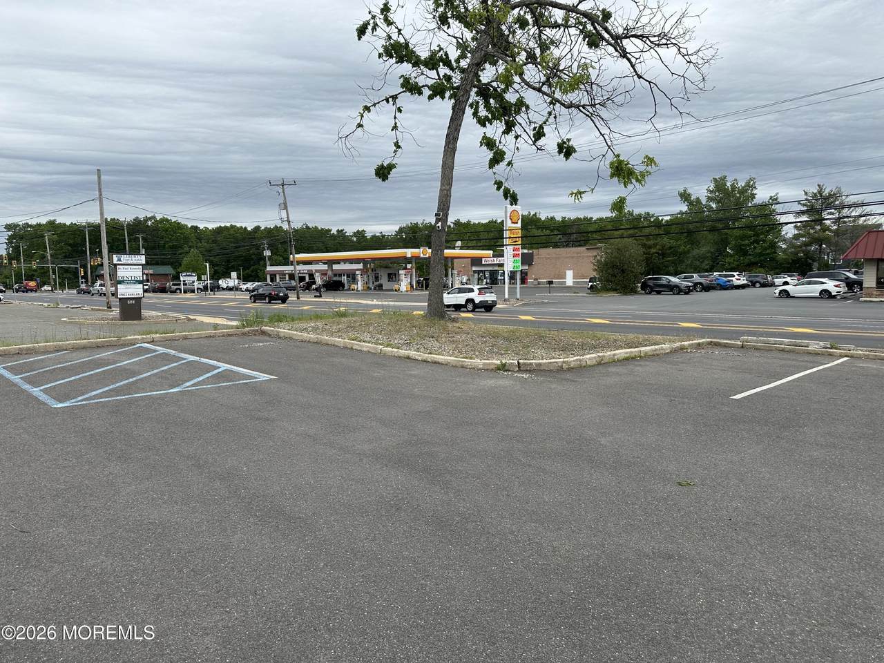 https://bt-photos.global.ssl.fastly.net/monmouth/1280_boomver_1_22620524-2.jpg