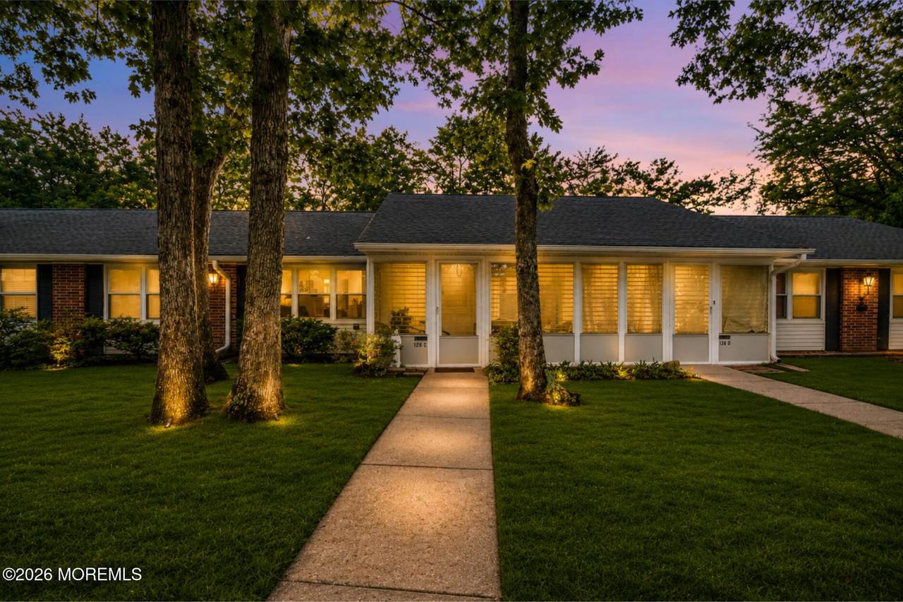 126C Farrington Court - Photo 1