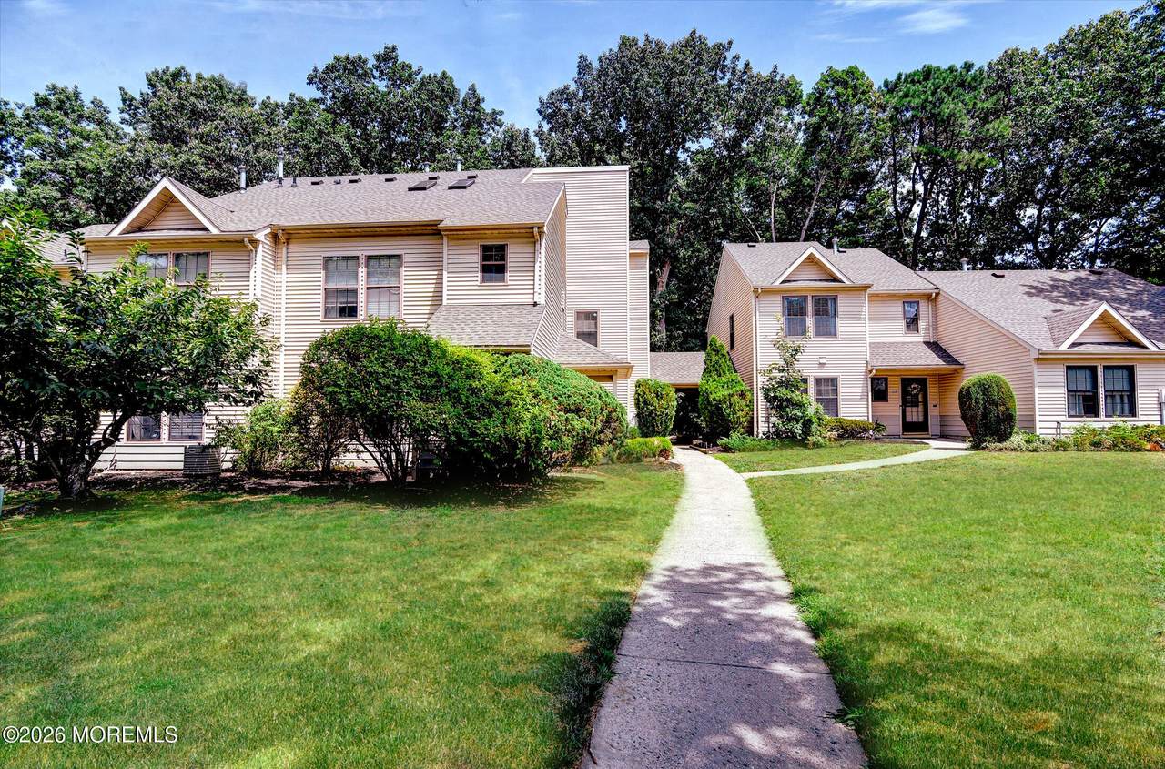 116 Azalea Circle - Photo 1