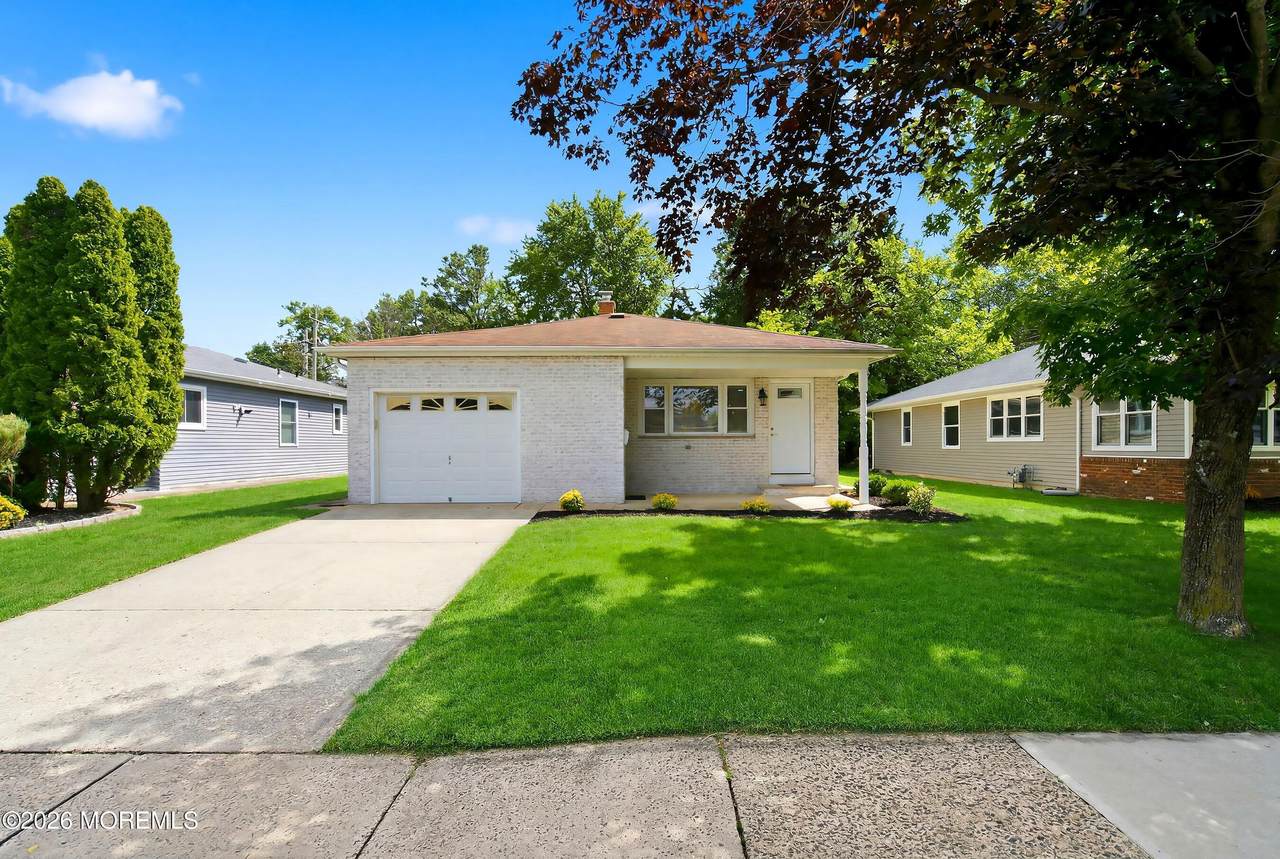 778 Jamaica Boulevard - Photo 1