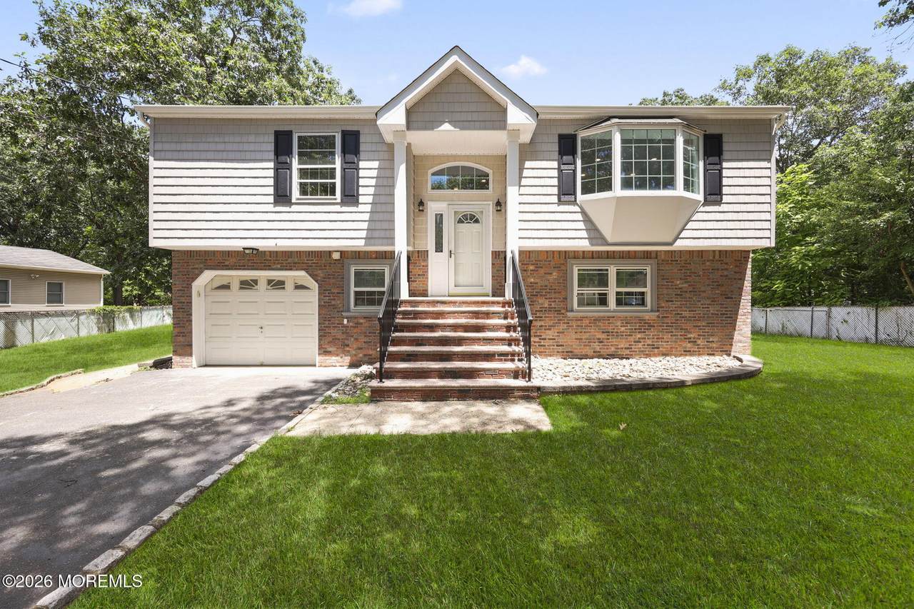 333 Green Street - Photo 1