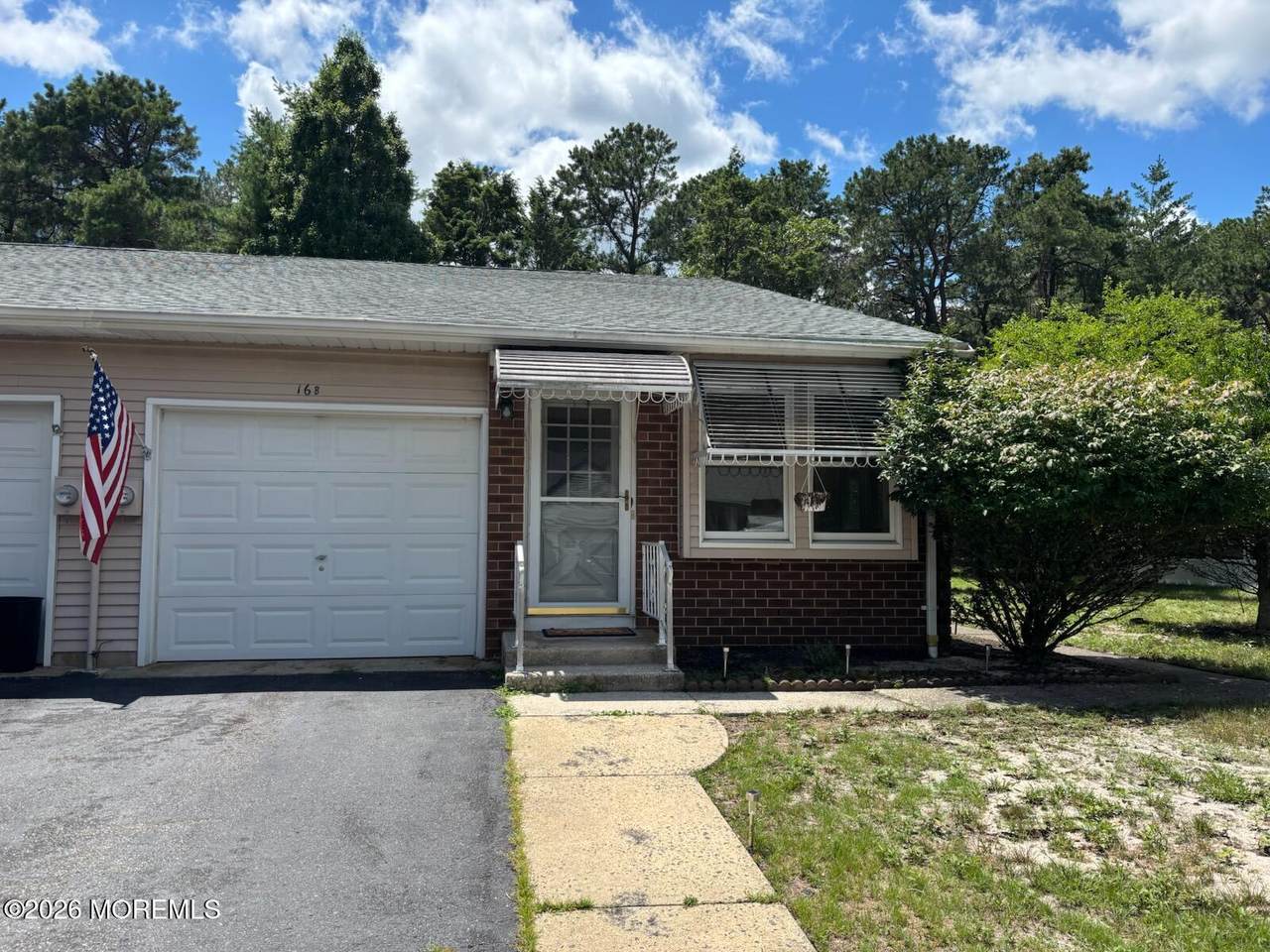 16 Milford Avenue - Photo 1