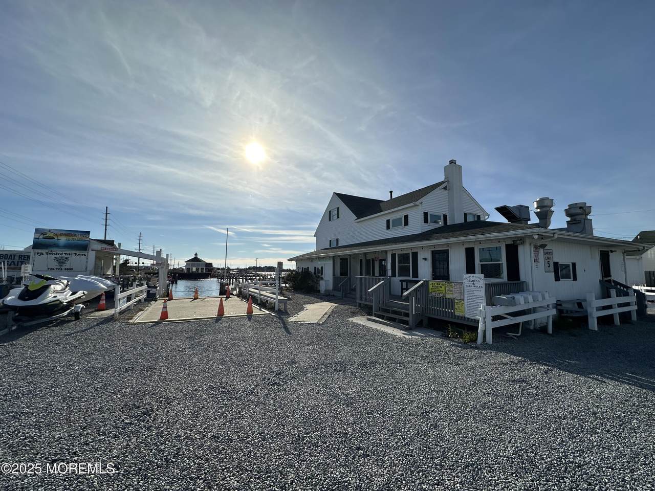 419-421 Bayside Terrace - Photo 1