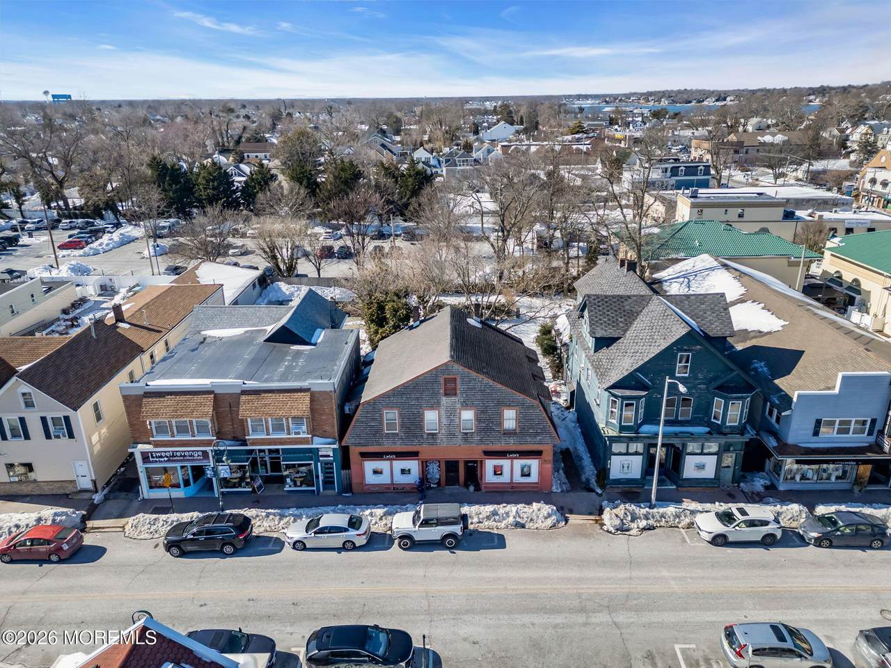 515-525 Bay Avenue - Photo 1