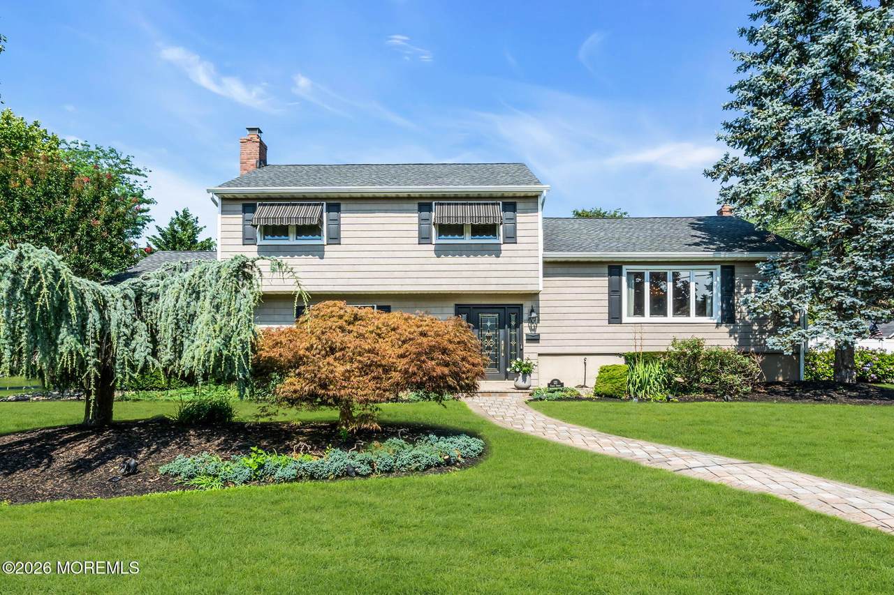 121 Forest Street - Photo 1