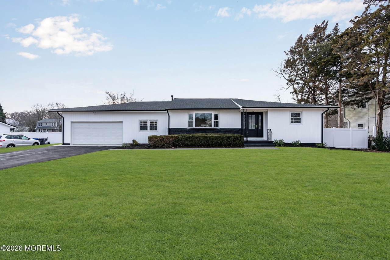684 Brookside Drive - Photo 1