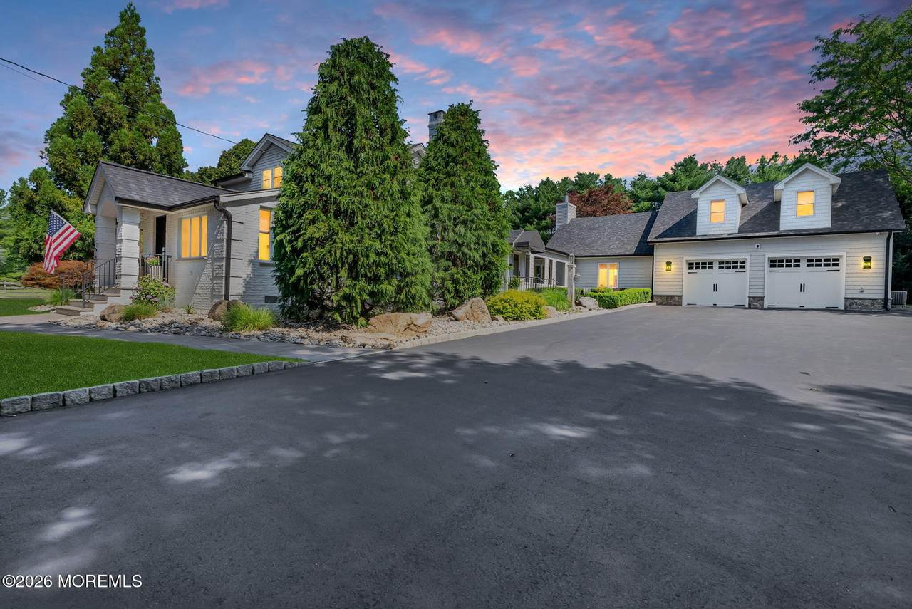 276 Sweetmans Lane - Photo 1