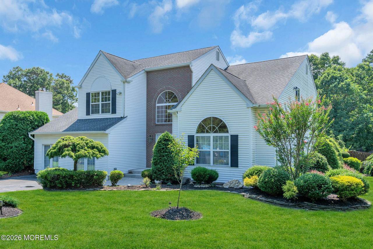 494 Meadowood Road - Photo 1