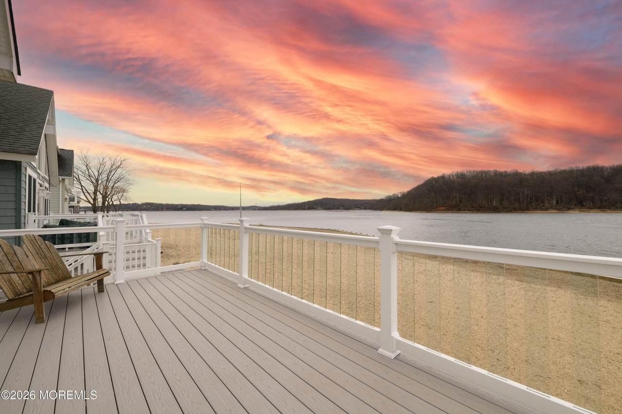 142 Black Point Road - Photo 1