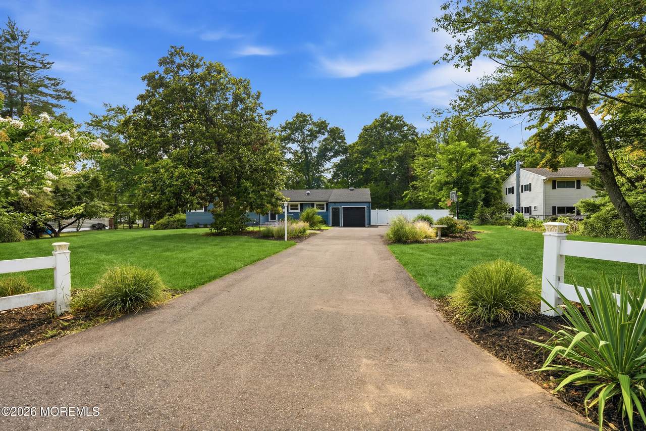 56 Hope Road - Photo 1