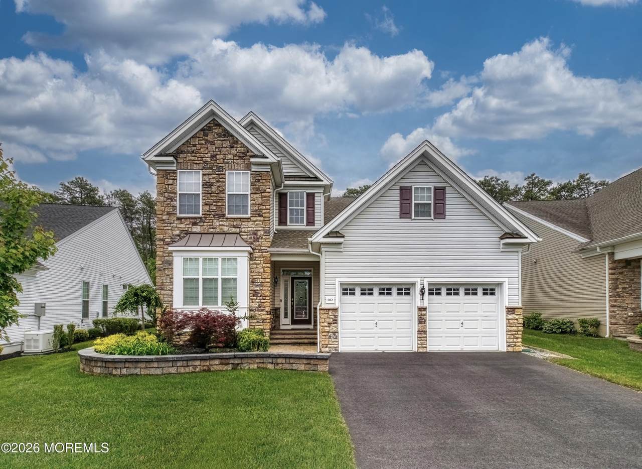 102 Ambermist Way - Photo 1