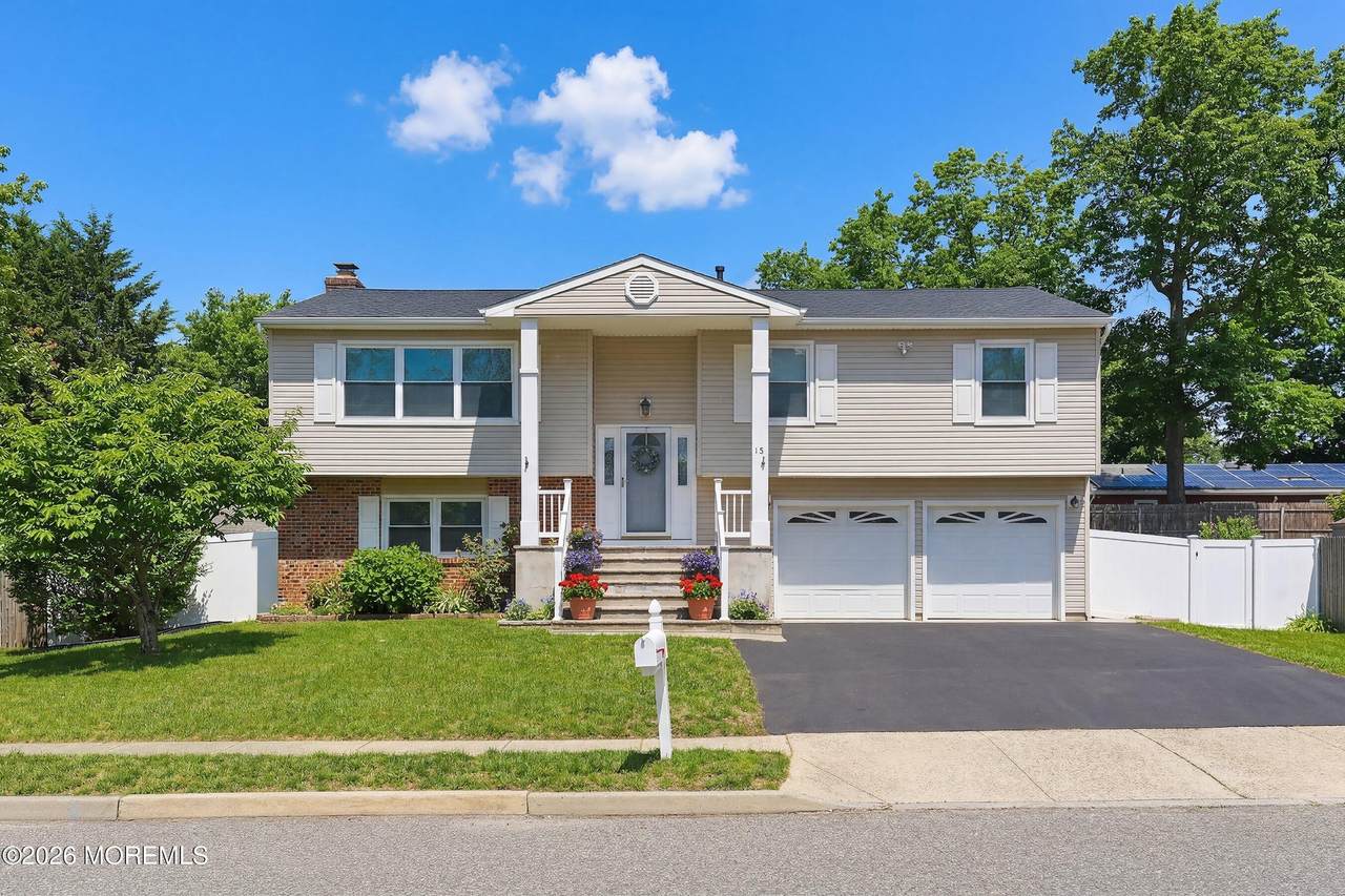 15 Bristlecone Drive - Photo 1