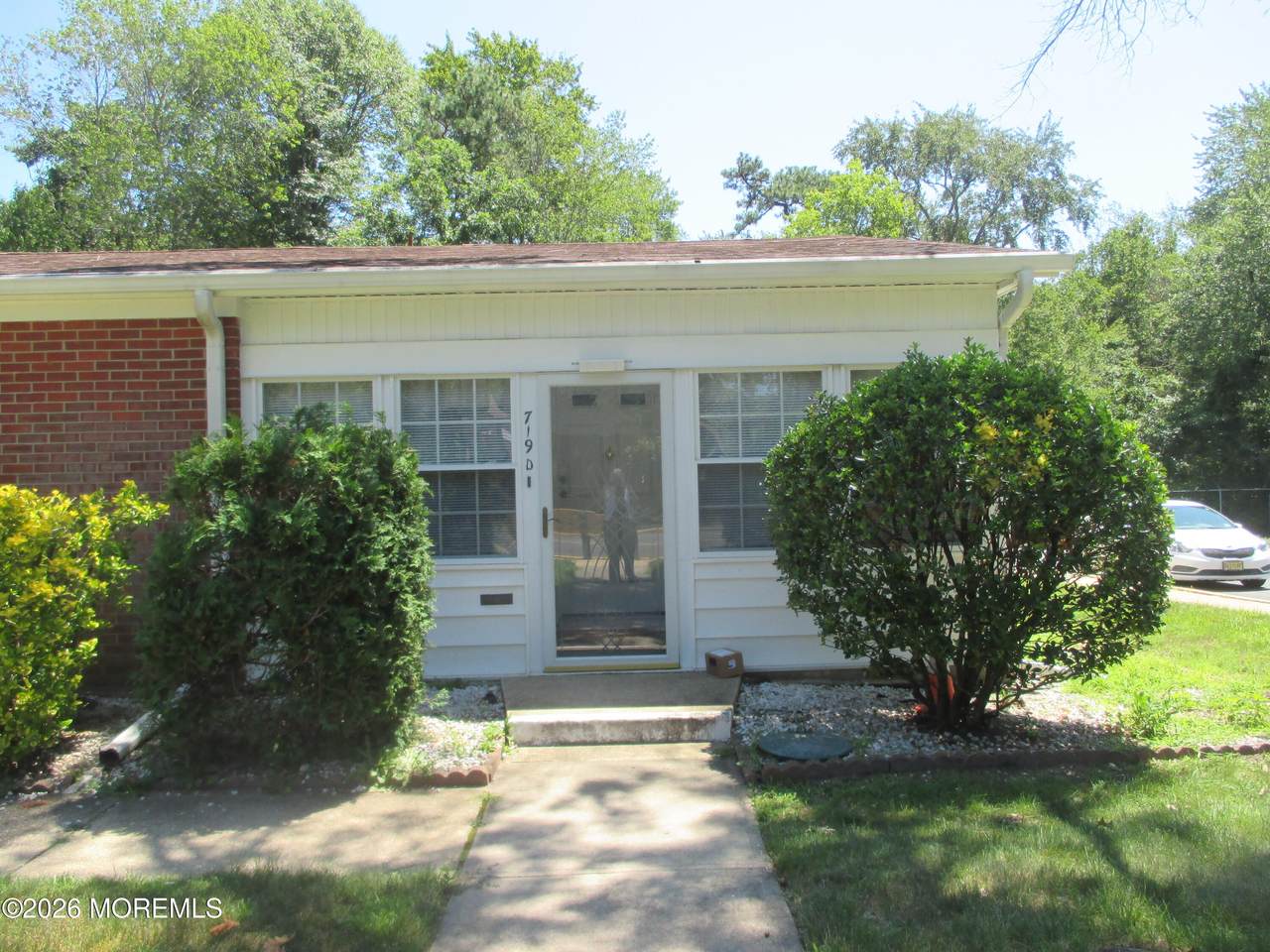 719D Buckingham Drive - Photo 1