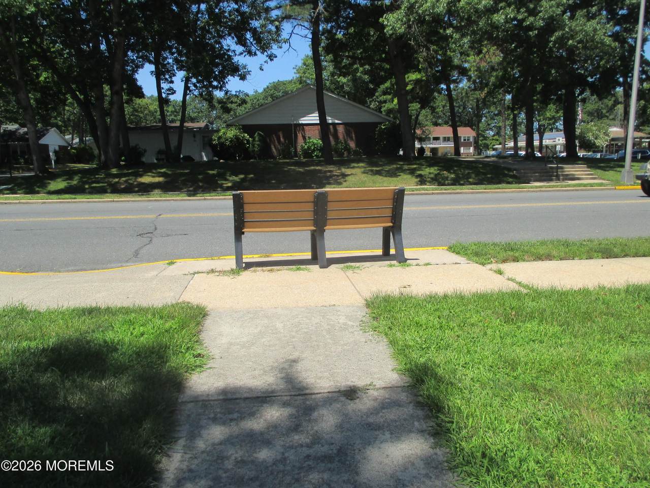 https://bt-photos.global.ssl.fastly.net/monmouth/1280_boomver_1_22622147-2.jpg