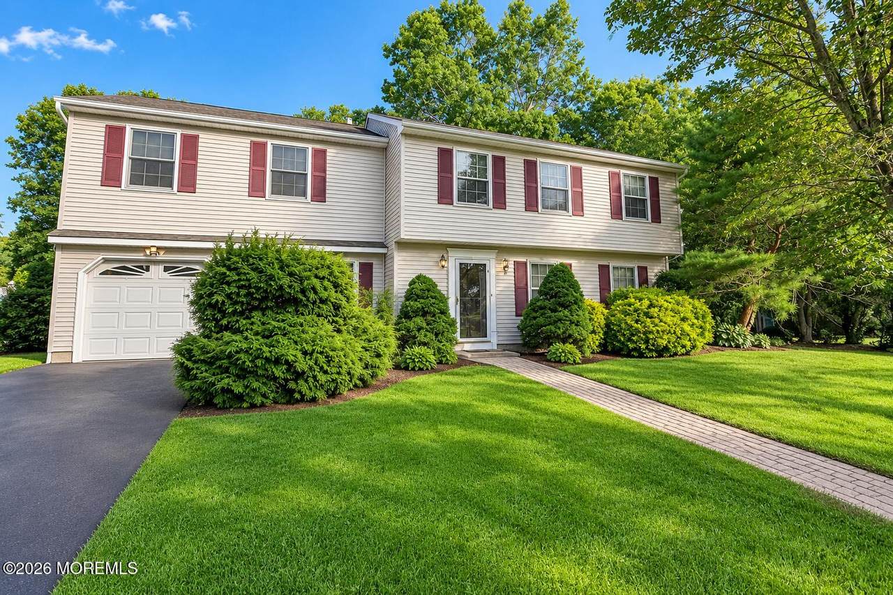613 Branch Drive - Photo 1