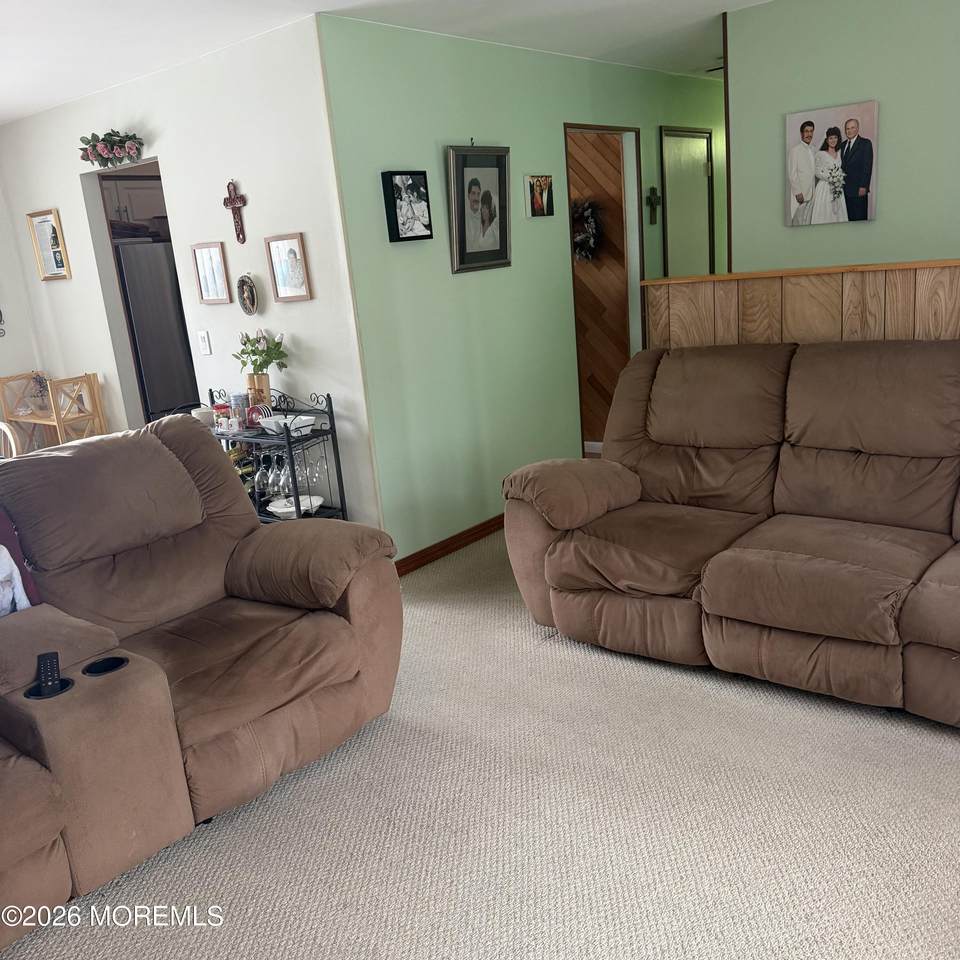 https://bt-photos.global.ssl.fastly.net/monmouth/1280_boomver_2_22622361-2.jpg