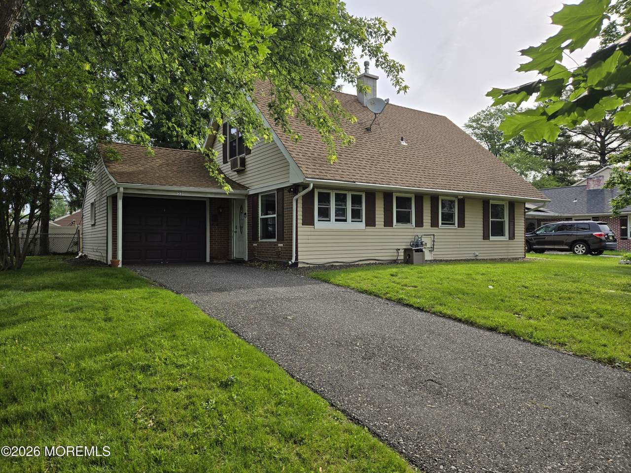 33 Middlebury Lane - Photo 1
