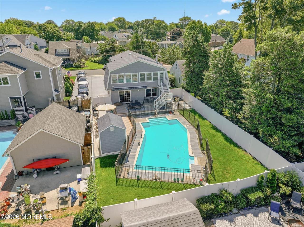 1709 Beverly Avenue - Photo 1